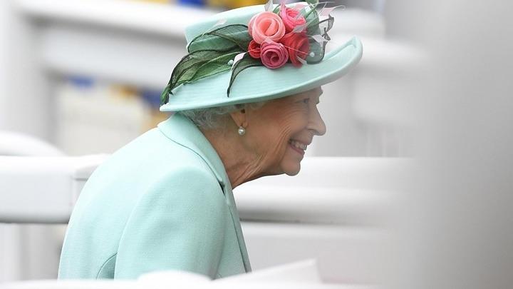 4324963929945954 queenelizabeth2