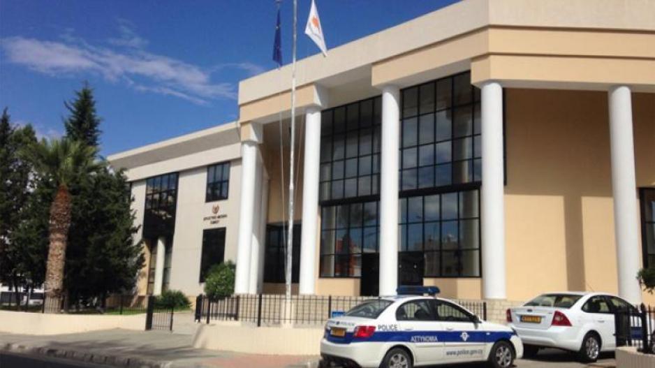 4328399952511347 image