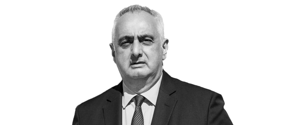 4329847813263445 image