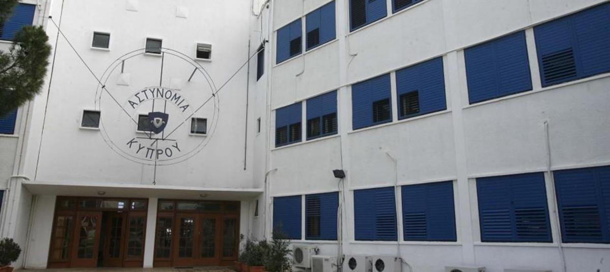 4330815863135076 f-arxhgeio-2