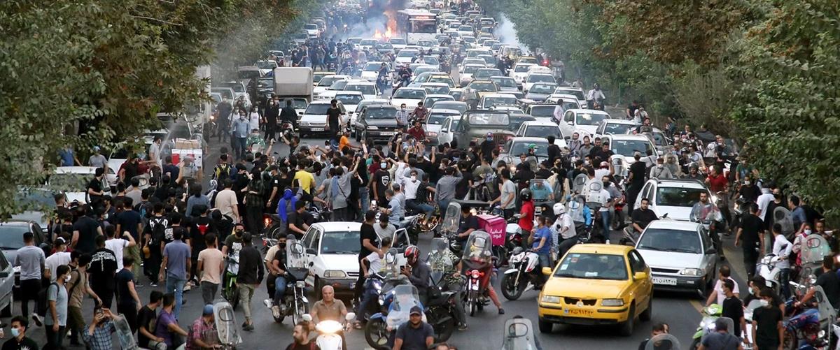 4331967764149149 150