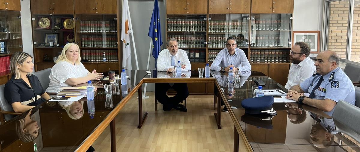 4341164534767334 FeNnrJnXEAA2Kcw