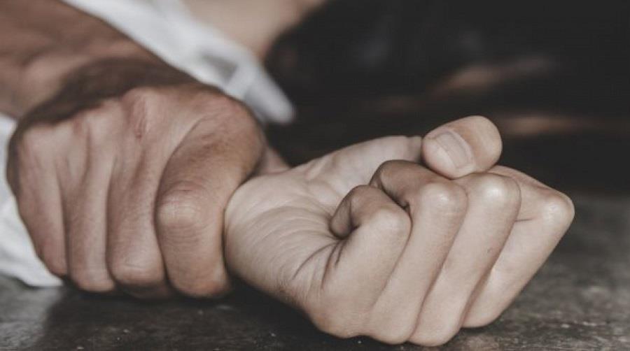 4349951133567573 βιασμος