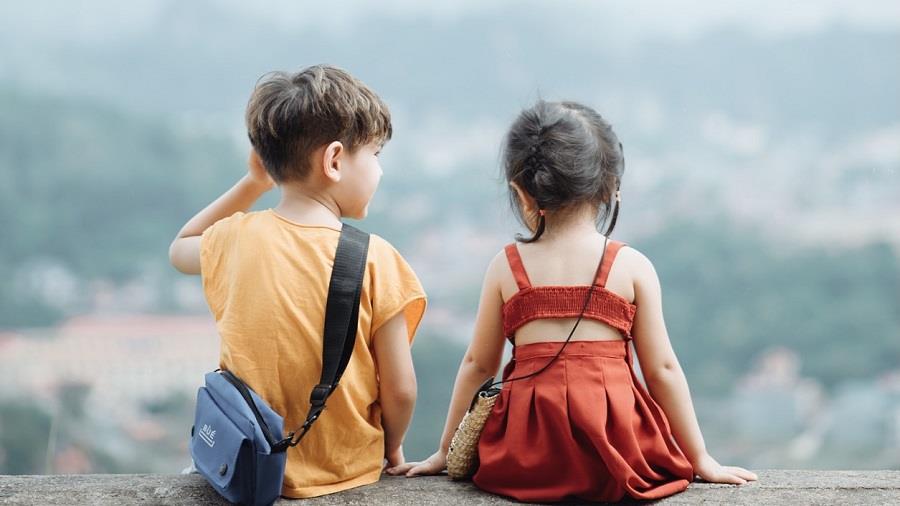 4353386682289500 μωρα