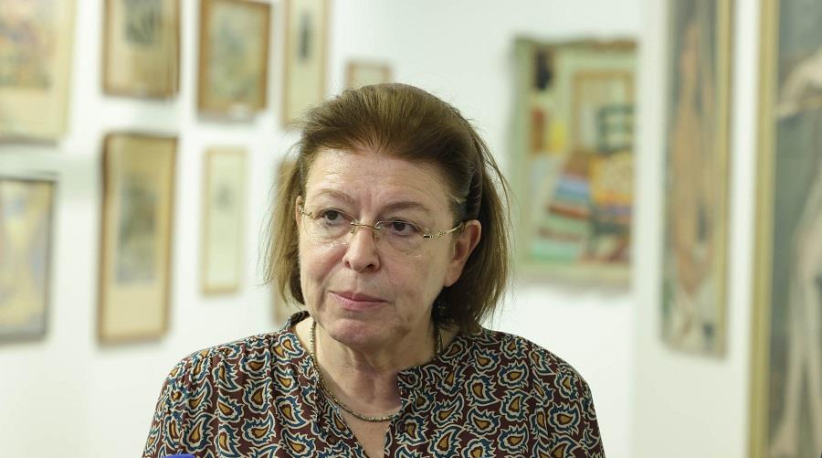 4354300392787122 μενδωνη