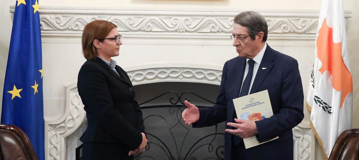 4379993381038764 61895