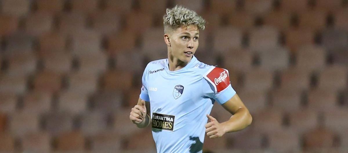 4384407412870158 valakari-1