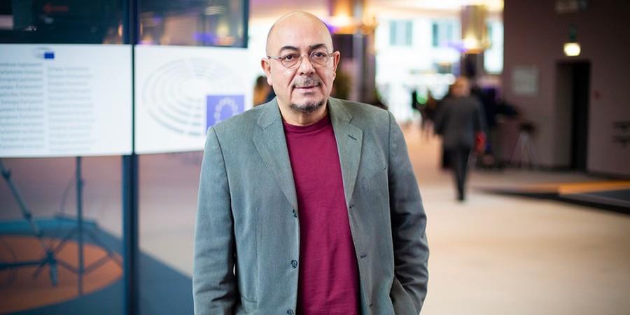 4386270288570100 image