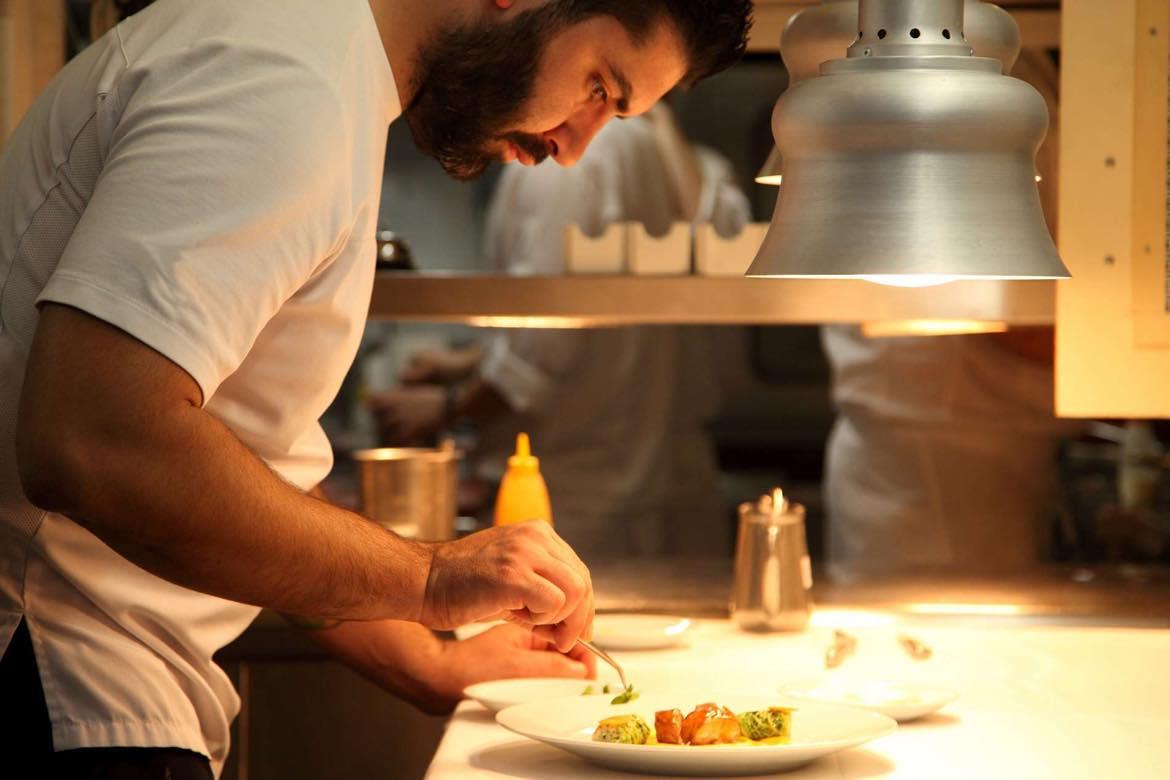 4390454006787624 317481007 3224603481089657 7116491739887145347 n