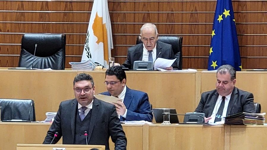 ΠΕΤΡΙΔΗΣ ΒΟΥΛΗ