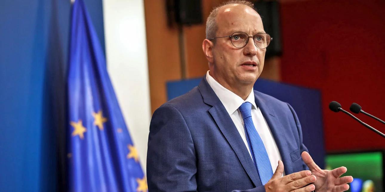 4399087452413964 image