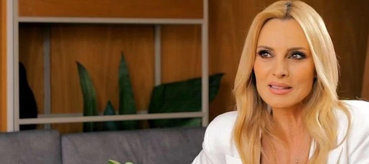 4411991545983245 330