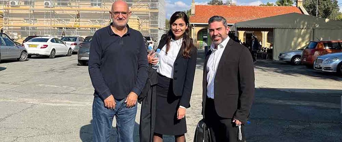 4427491214038458 20230111 lawyers