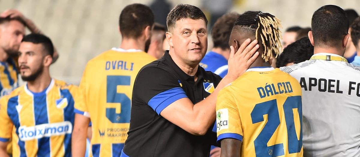 4456088102855545 gm0 5375 0