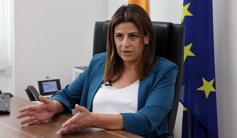 τζοζη