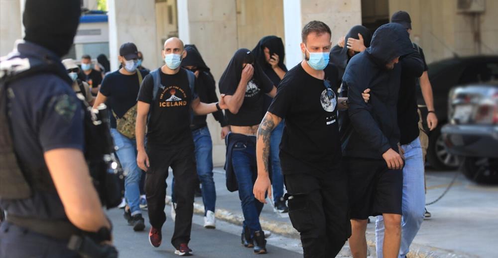 hooligans-1