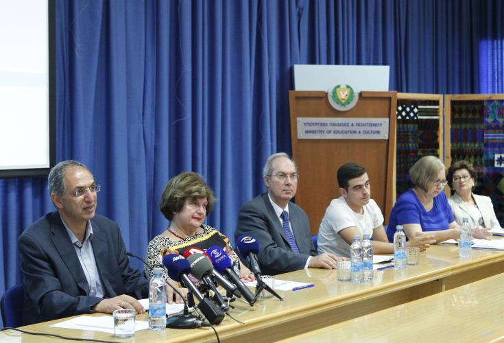 Ο Υπουργός Παιδείας και Πολιτισμού κ. Κώστας Καδής παραχωρεί συνέντευξη Τύπου για παρουσίαση των δράσεων για αντιμετώπιση της αντικοινωνικής συμπεριφοράς και της βίας στα σχολεία, Λευκωσία 26 Σεπτεμβρίου 2016.