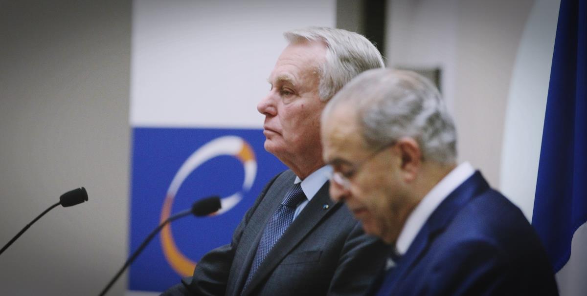 Ο Υπουργός Εξωτερικών κ. Ιωάννης Κασουλίδης και ο Υπουργός Εξωτερικών της Γαλλίας κ. Jean-Marc Ayrault, κάνουν δηλώσεις στα ΜΜΕ.