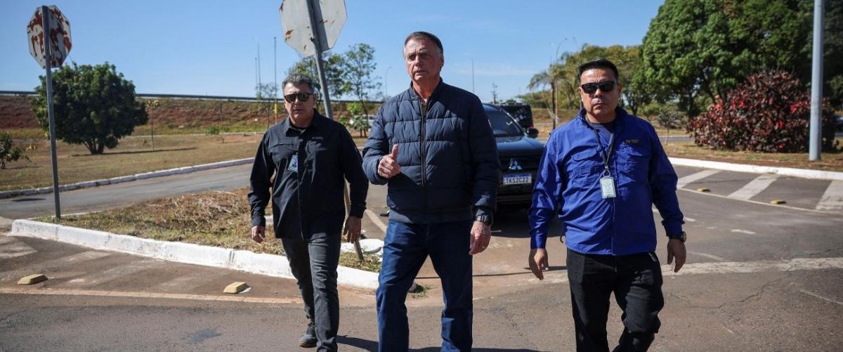 2025-07-18T133812Z_1908761984_RC21PFA1YRBG_RTRMADP_5_BRAZIL-BOLSONARO-1200x800