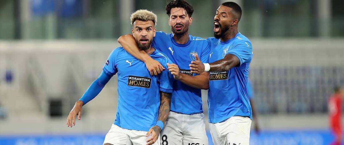 5236184865731393 cats