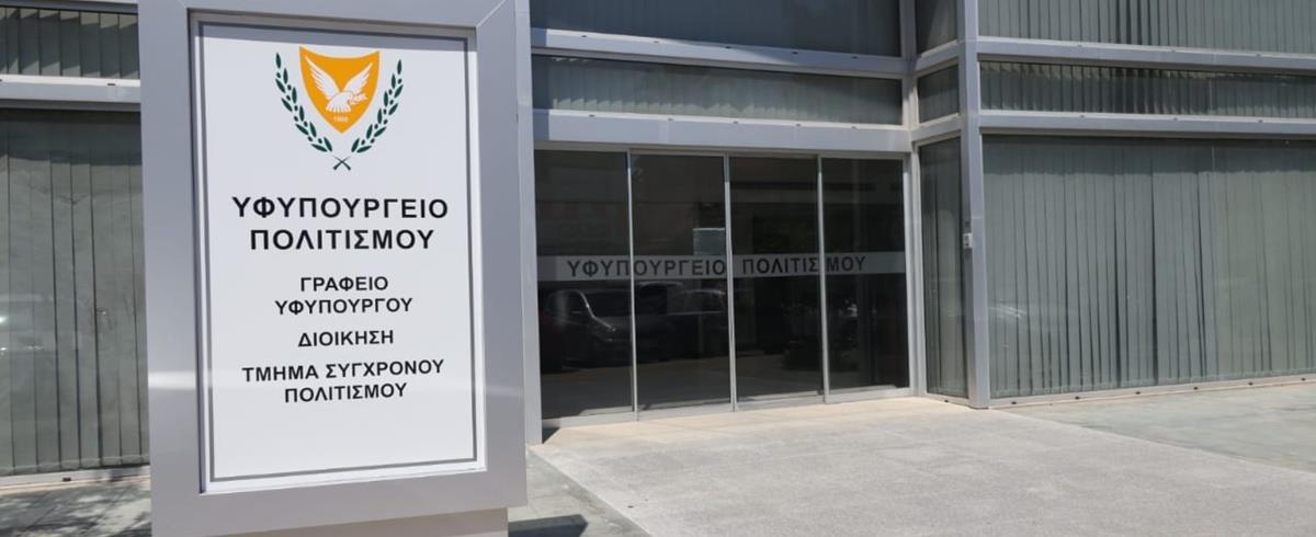 5237444642663613 cats