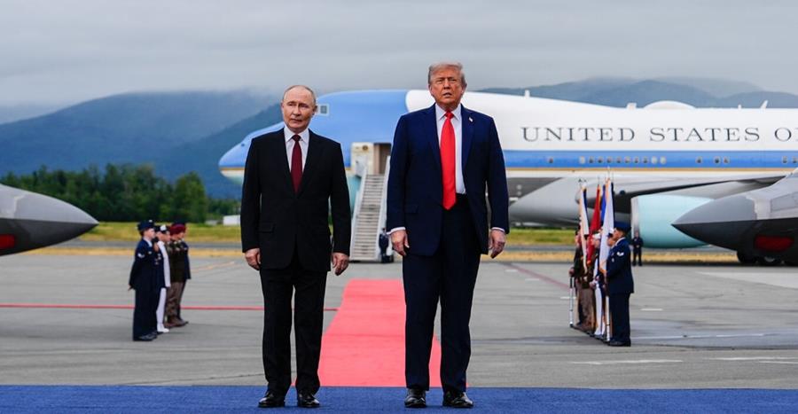 5245856159707537 trump putin 4 maketa