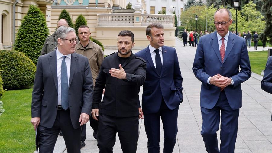 5247369844353885 macron-zelensky-merz-starmer-xrm