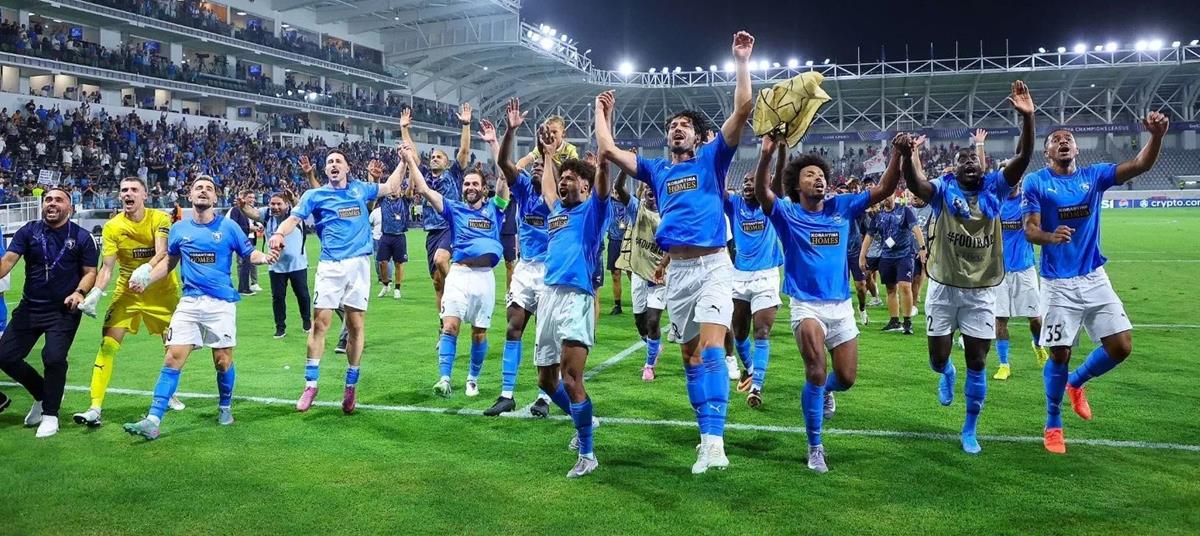 5256165624359246 cats