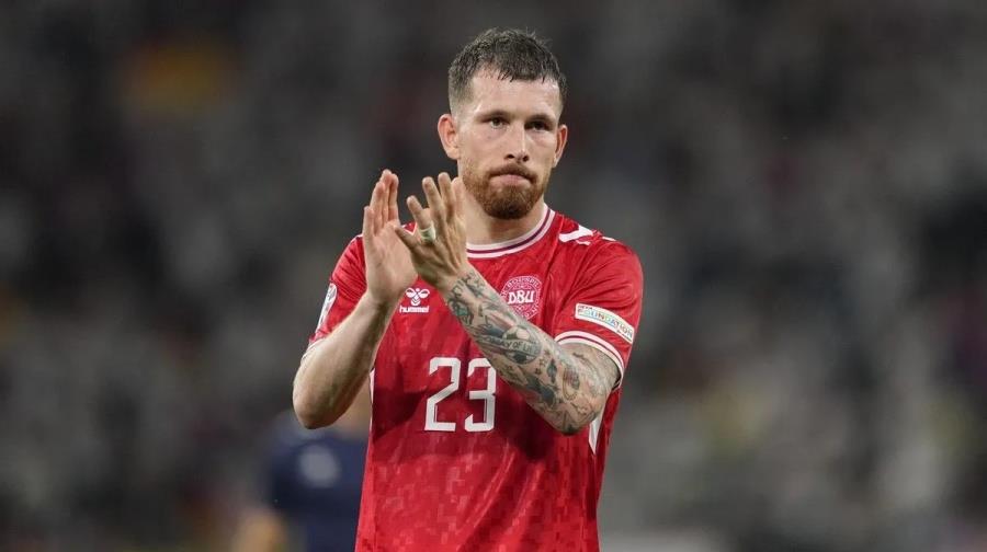 5263714618499000 Denmark Pierre-Emile Hojbjerg-1200x800