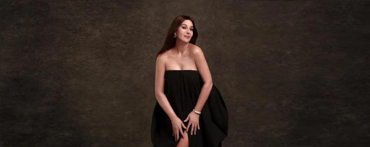 5275936169223555 MONICA BELLUCCI 1