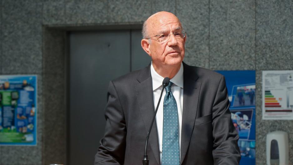 5281341678643632 makis keraynos monos