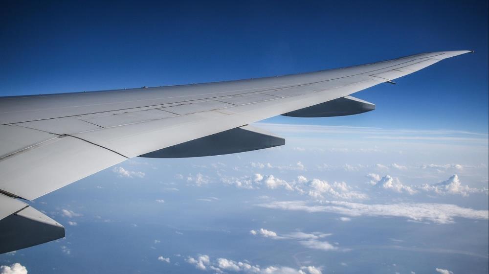 5286330513841749 airline flight connectivity