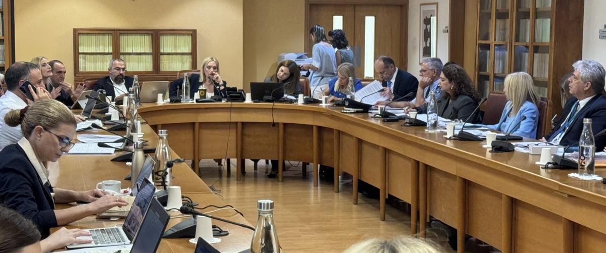 Κατά μέτωπο επίθεση Κουκουμά σε Αστυνομία για τα επεισόδια στο Προεδρικό-Αντέδρασε ο Χαρτσιώτης, «είμαστε εκτός θέματος»