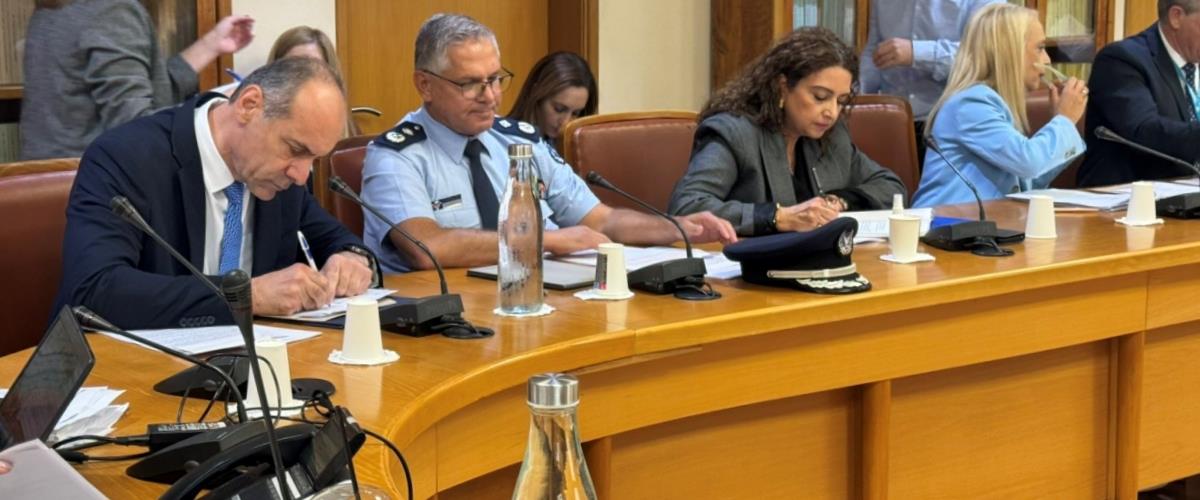 Αναγνώρισε κενά στο νόμο για διαδηλώσεις ο Χαρτσιώτης, εξαπέλυσε πυρ κατά ΑΚΕΛ-«Παραδέχεστε αποτυχία» η απάντηση