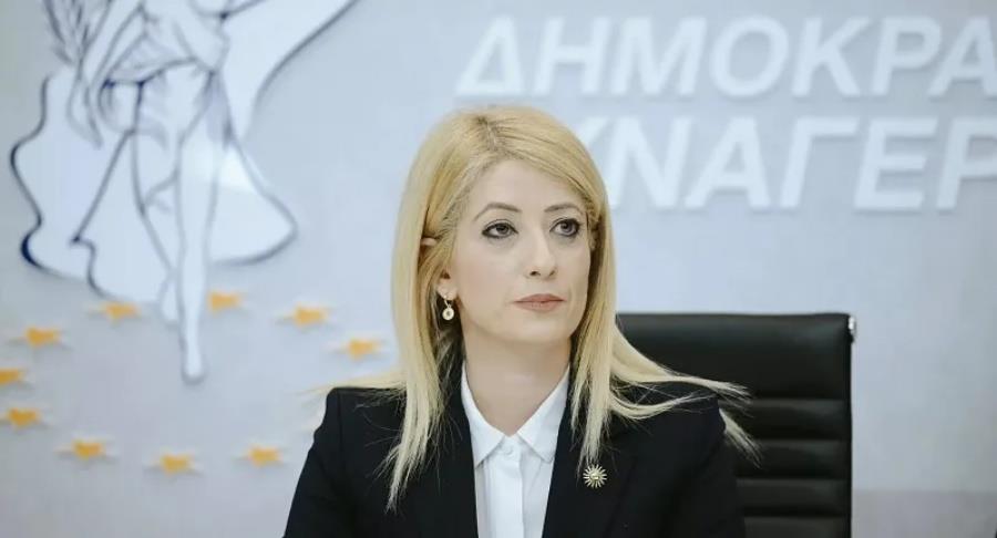 Συγκινημένη η Αννίτα για το θάνατο της Καίτης Κληρίδου-«Η απώλειά της δεν αφορά μόνο μια φίλη, είναι όλα αυτά που συμβόλιζε»