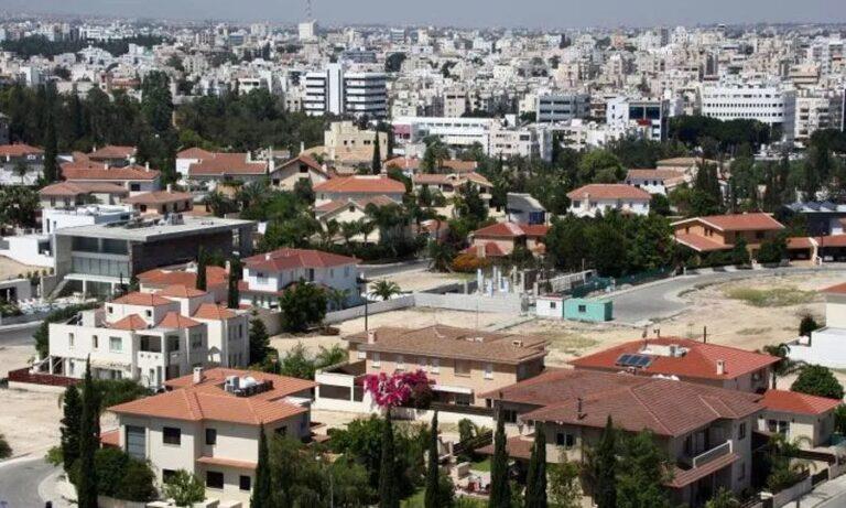 Σε αλλοδαπούς εκτός ΕΕ το 27% των πωλήσεων ακινήτων-«Υπάρχουν κενά στους ελέγχους» Σε αλλοδαπούς εκτός ΕΕ το 27% των πωλήσεων ακινήτων-«Υπάρχουν κενά στους ελέγχους»