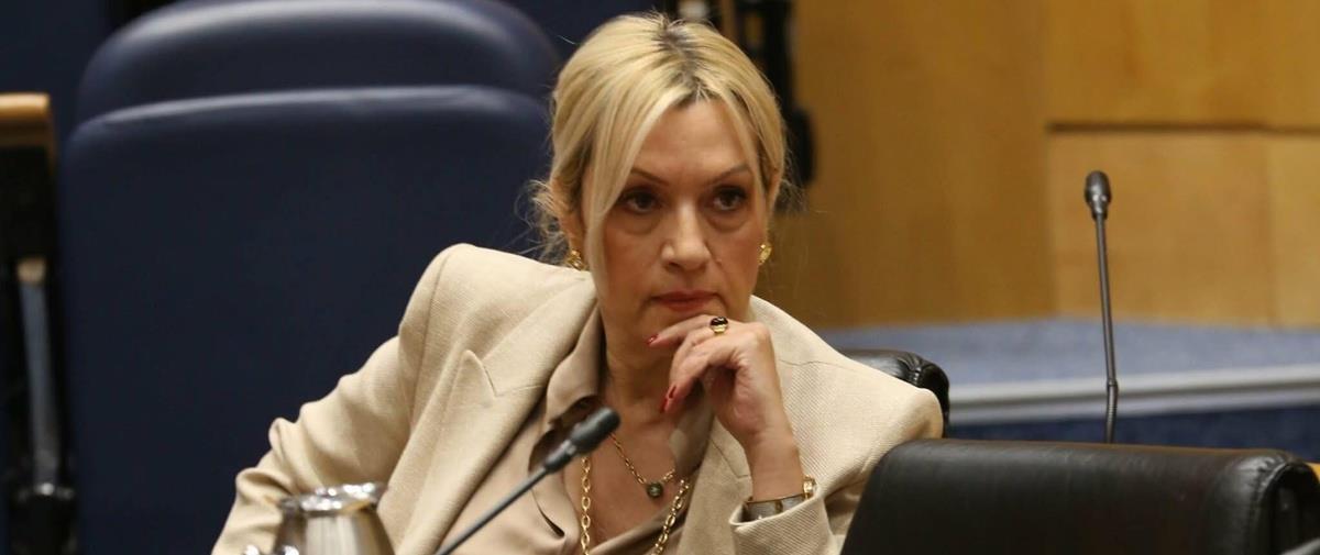 Απαντά σε ΔΗΣΥ αλλά δεν διαψεύδει τα περί συμφωνίας με Άλμα η Ειρήνη-«Ξενίζει που έχει μεγαλύτερη έγνοια τι θα αποφασίσω, από το ΑΚΕΛ»