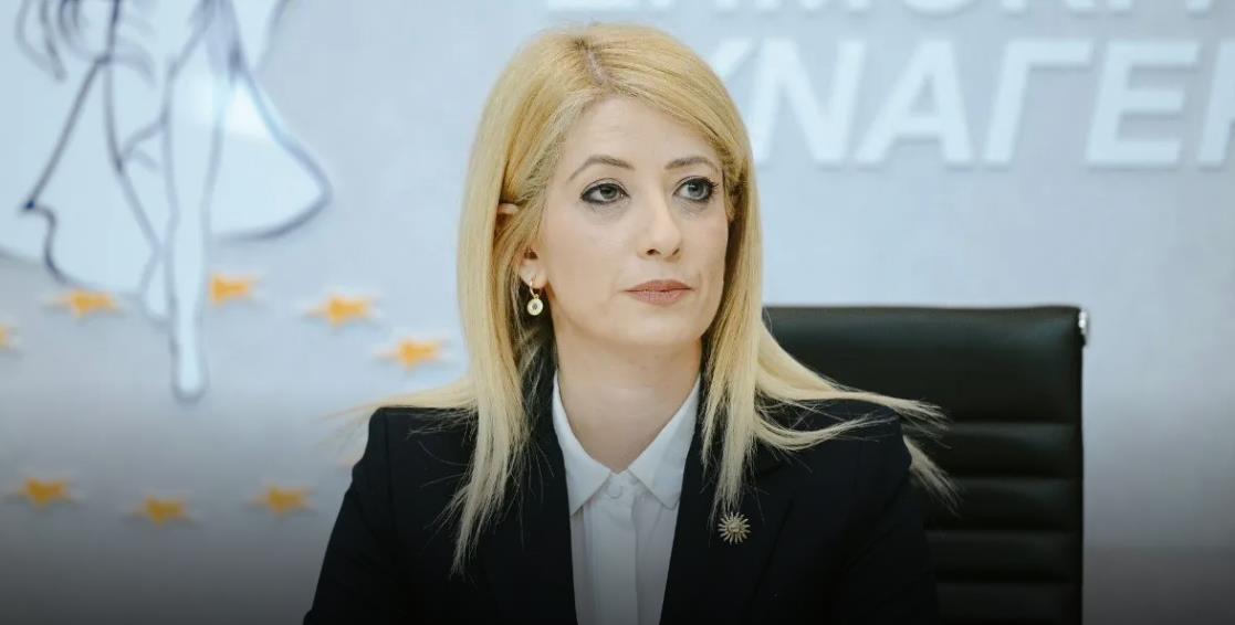 Δεν πρόκειται να διασαλευθούν για κανέναν απολύτως λόγο οι σχέσεις Ελλάδας-Κύπρου Δεν πρόκειται να διασαλευθούν για κανέναν απολύτως λόγο οι σχέσεις Ελλάδας-Κύπρου