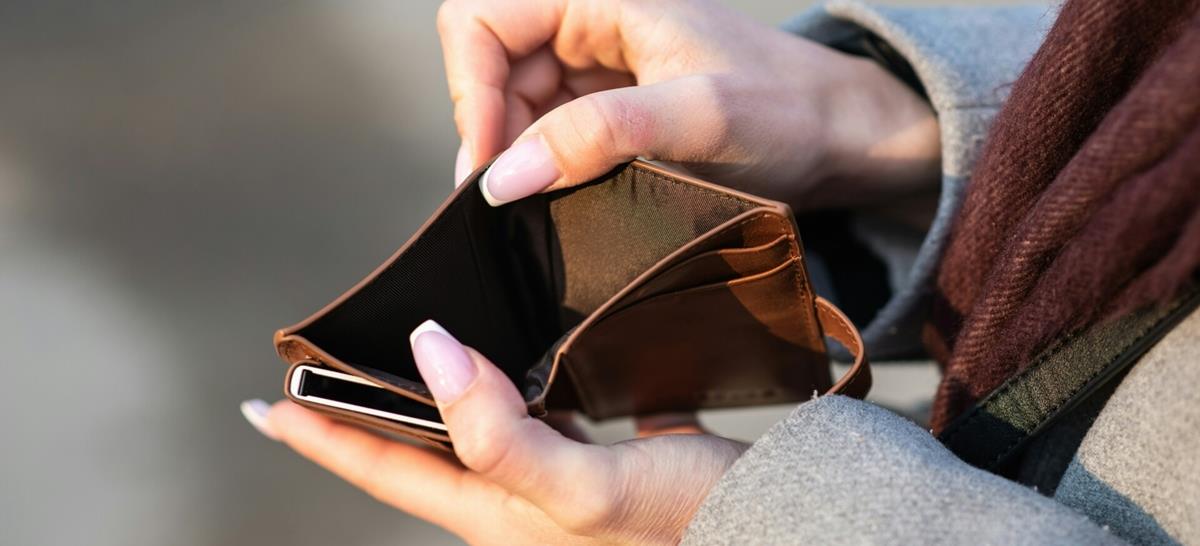 Ένας στους δέκα εργαζόμενους κινδυνεύουν με φτώχεια, θα παρουσιαστεί στρατηγική στο ΕΚ-«Είναι ώρα, να λάβουμε δράση» Ένας στους δέκα εργαζόμενους κινδυνεύουν με φτώχεια, θα παρουσιαστεί στρατηγική στο ΕΚ-«Είναι ώρα, να λάβουμε δράση»