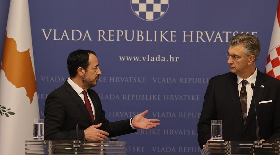 5302947890946903 προεδρος