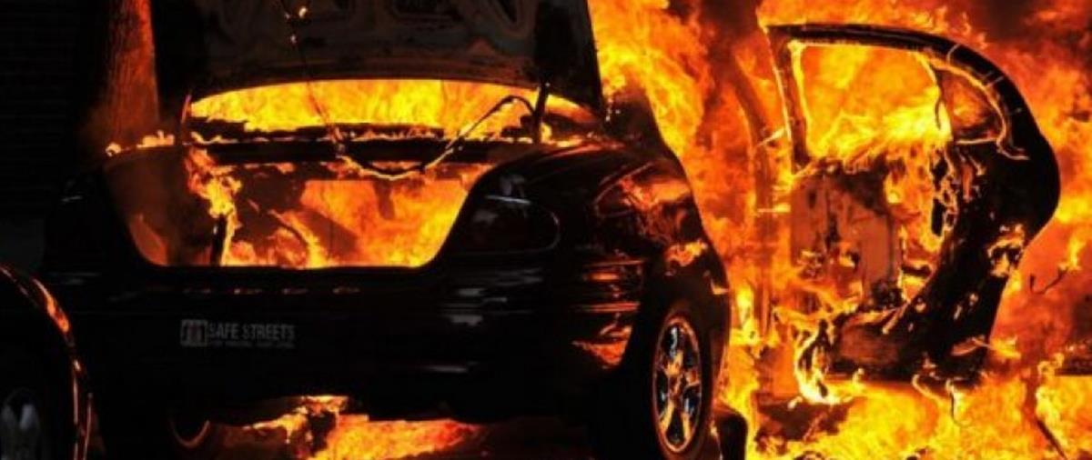 Φωτιά σε όχημα 50χρονου στη Λάρνακα-Εντοπίστηκε παγούρι με εύφλεκτη ύλη Φωτιά σε όχημα 50χρονου στη Λάρνακα-Εντοπίστηκε παγούρι με εύφλεκτη ύλη