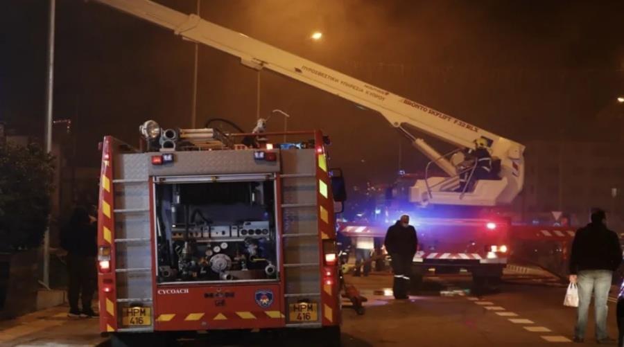 Στις φλόγες κατάστημα στη Λάρνακα-Προκλήθηκαν εκτεταμένες ζημιές Στις φλόγες κατάστημα στη Λάρνακα-Προκλήθηκαν εκτεταμένες ζημιές