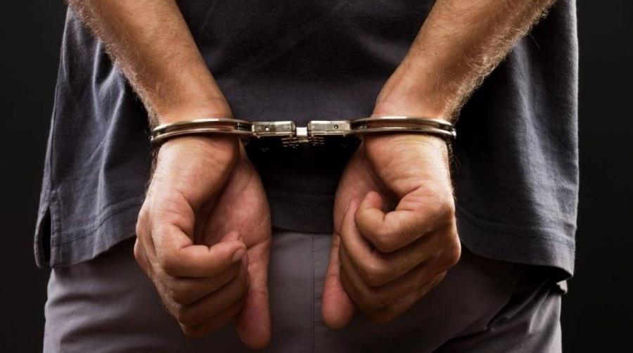 Δύο συλλήψεις για εμπρησμό οχήματος εταιρείας στην Πάφο-Έσβησε μόνος του τη φωτιά ο ιδιοκτήτης Δύο συλλήψεις για εμπρησμό οχήματος εταιρείας στην Πάφο-Έσβησε μόνος του τη φωτιά ο ιδιοκτήτης