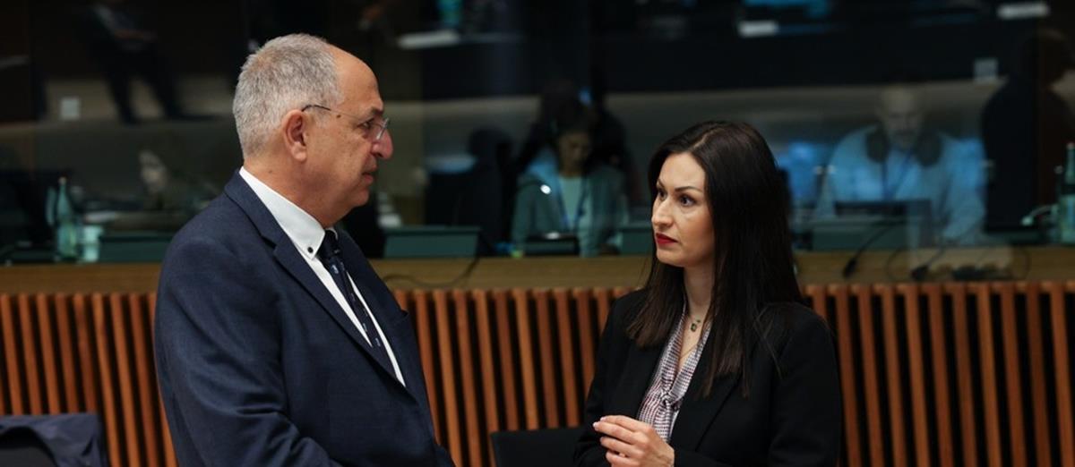 Στήριξη γεωργών λόγω ανομβρίας ζήτησε η υπουργός Γεωργίας στο Συμβούλιο Γεωργίας ΕΕ Στήριξη γεωργών λόγω ανομβρίας ζήτησε η υπουργός Γεωργίας στο Συμβούλιο Γεωργίας ΕΕ