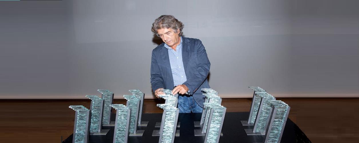 5313070638113395 ΚΩΣΤΑ ΒΑΡΟΤΣΟΣ 1