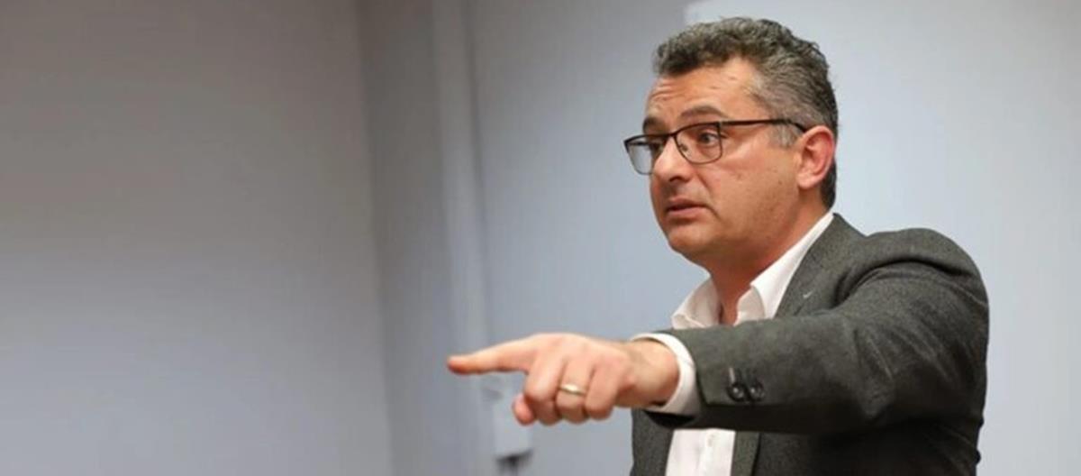 Σε αναμονή ο Έρχιουρμαν για «επίσημη πρόσκληση» από την Άγκυρα