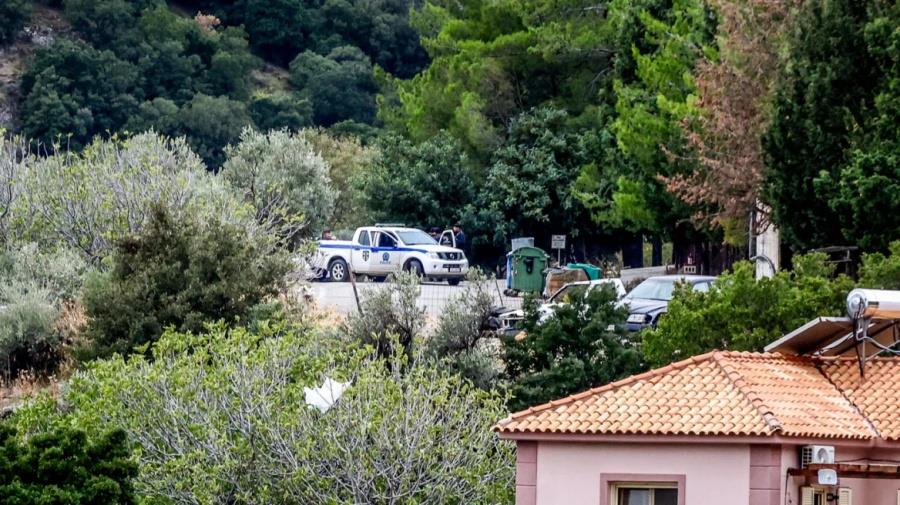 Παραδόθηκαν τα τρία καταζητούμενα αδέλφια για το μακελειό στα Βορίζια-Οδηγούνται στον εισαγγελέα