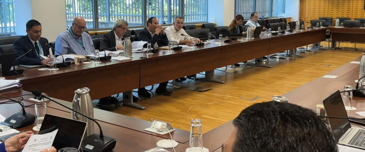 Άλλες ποινές για δεσμοφύλακες, άλλες για κρατούμενους για παράνομα κινητά στις Φυλακές-Αναφορές για την (νέα) άδεια σε ανώτερη λειτουργό