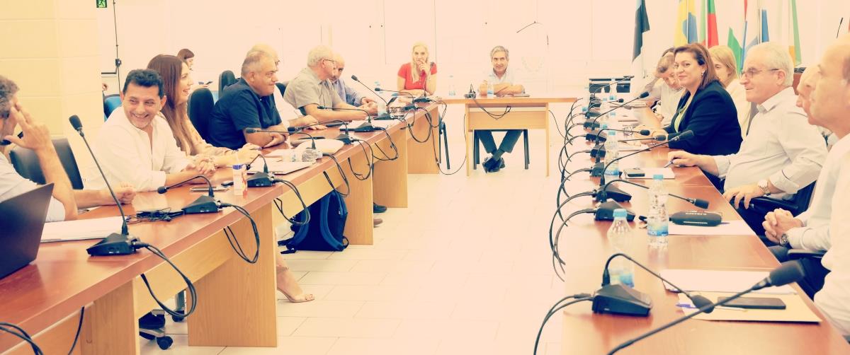 Φουρτούνες στον τομέα της παιδείας-Άκαμπτοι οι εκπαιδευτικοί, το μπαλάκι στη Βουλή για το σχέδιο αξιολόγησης