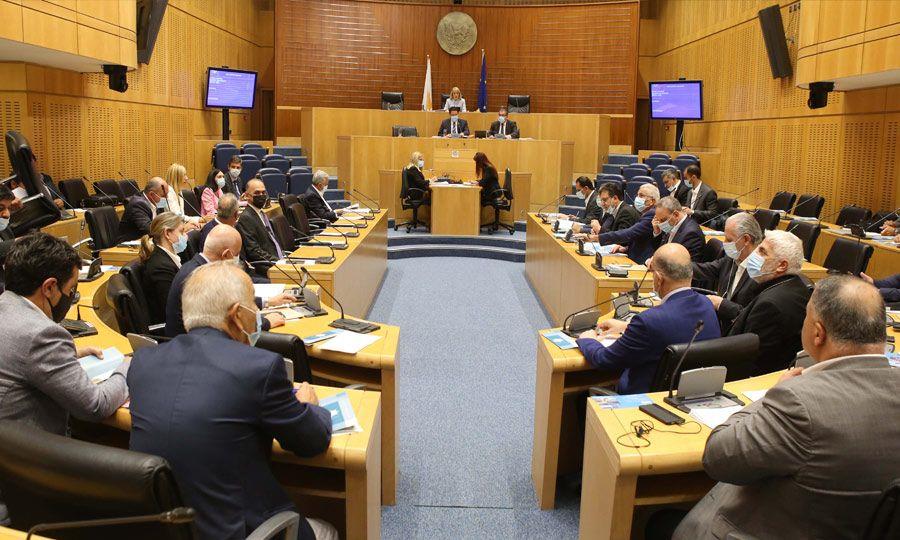 Ψηφίστηκε αύξηση του τέλους τεχνικού ελέγχου για επιβατικά και ελαφρά φορτηγά οχήματα